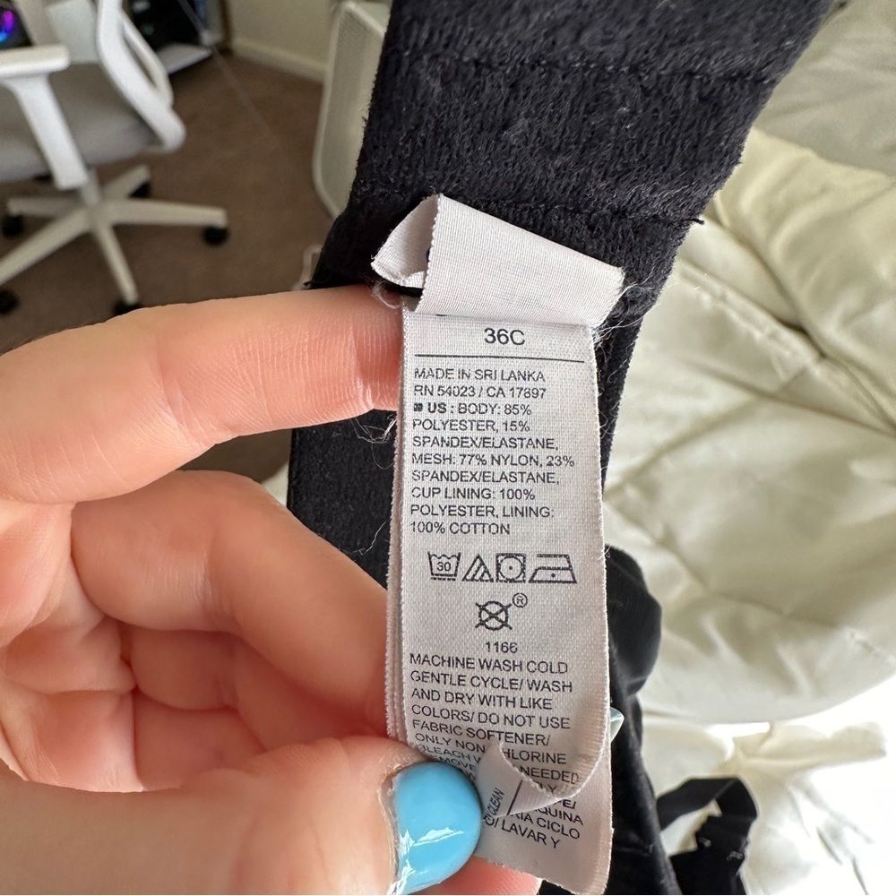 Old Navy Black Nursing Bra Size 36C - Picture 8 of 8